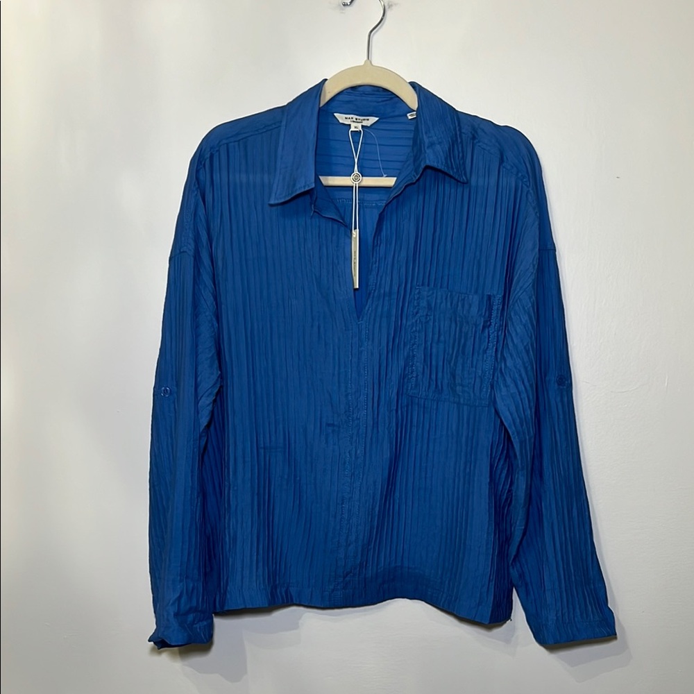 Max Studio Blue Blouse Long-Sleeved Relaxed Fit New with Tag